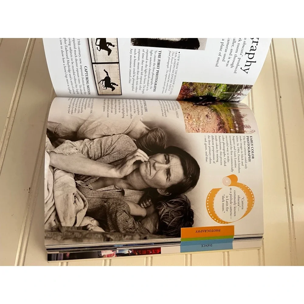The Arts: A Visual Encyclopedia DK Penguin Random House Art History Book 2017